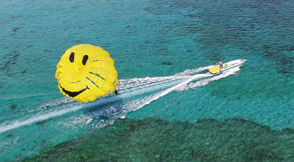 パラセーリング